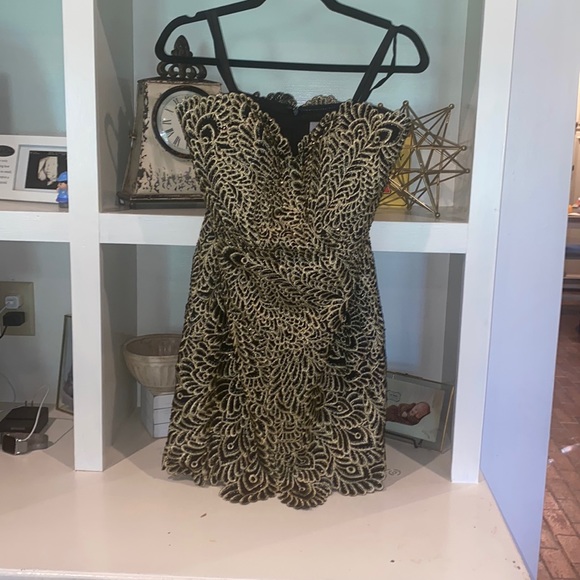 Jovani Dresses & Skirts - JOVANI Formal Cocktail Beaded lace strapless dress